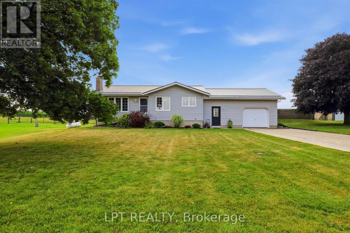 22095 Mc Dougall Line — photo 1