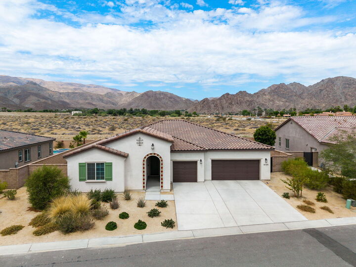 Property Photo:  80275 Vera Cruz Court  CA 92253 
