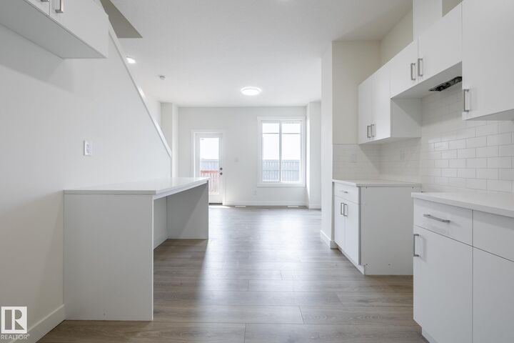 Property Photo: 7020 Keswick Common SW 24 AB T6W 5P8