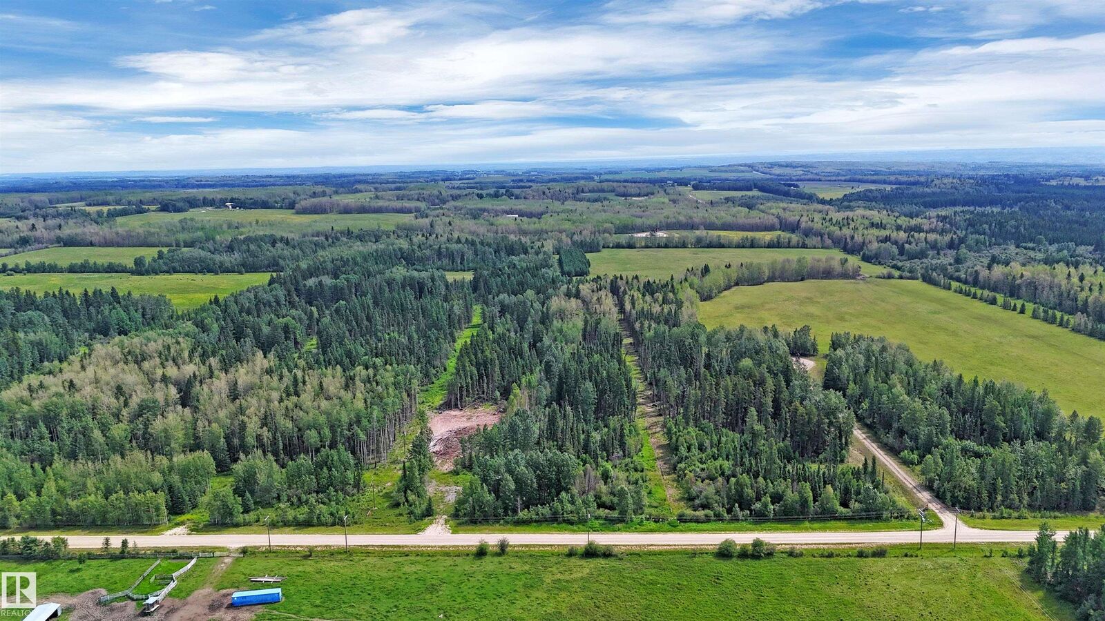 Property Photo:  RR 85  AB T7A 2A3 