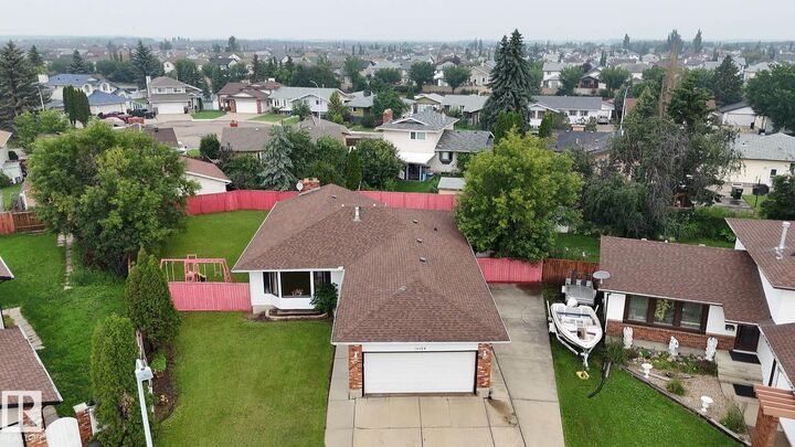 Property Photo: 16524 116 Street NW AB T5X 3T8