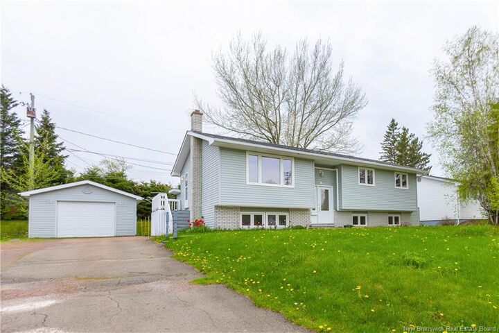 Property Photo:  6 Airview  NB E1A 4Z9 