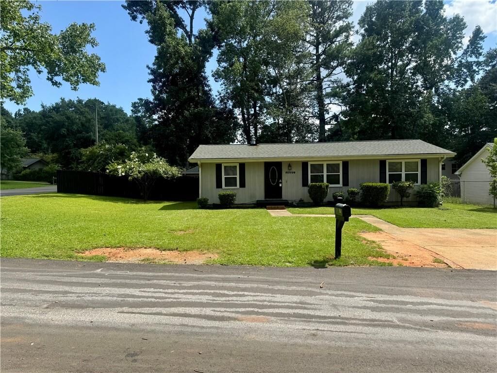 Property Photo:  7 Sherwood Loop  GA 30253 