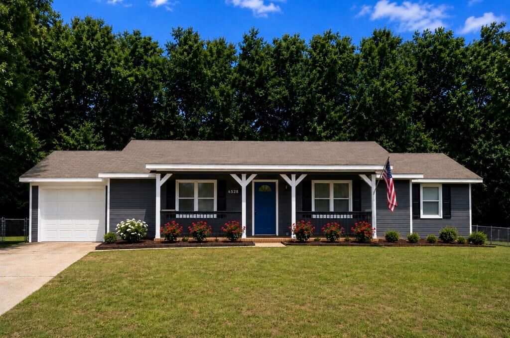 Property Photo:  6623 Autumn Leaf Drive  GA 31904 