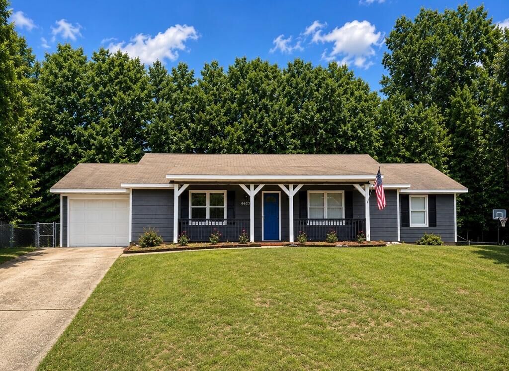 Property Photo:  6623 Autumn Leaf Drive  GA 31904 