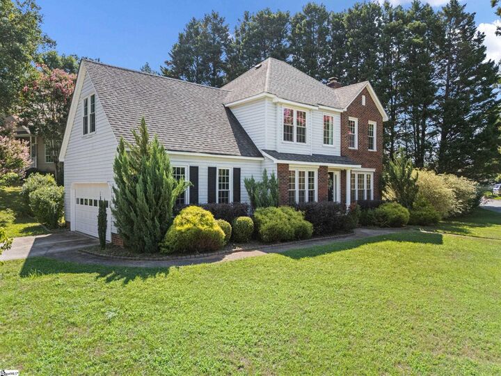 Property Photo:  2 Wieuca Court  SC 29609 
