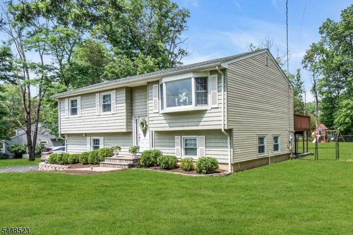 Property Photo:  946 Country Club Rd  NJ 08807 