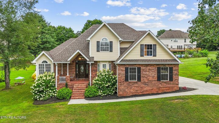 Property Photo:  334 Lynnwood Drive  TN 37303 