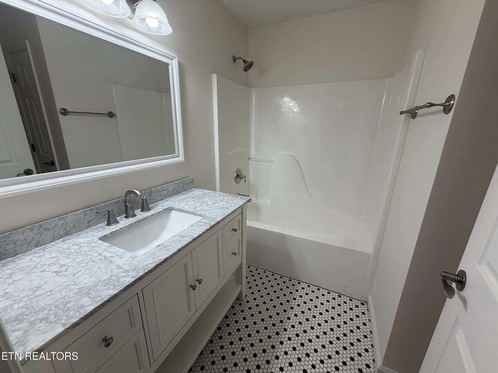 Property Photo: 8852 Carriage House Way TN 37923