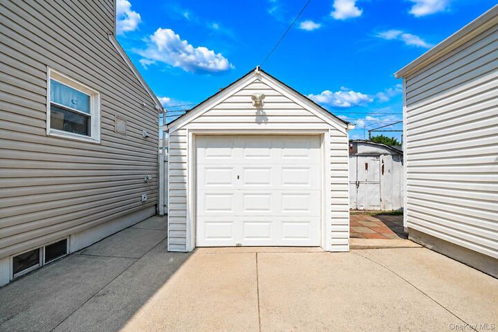 Property Photo: 8602 241st Street NY 11426