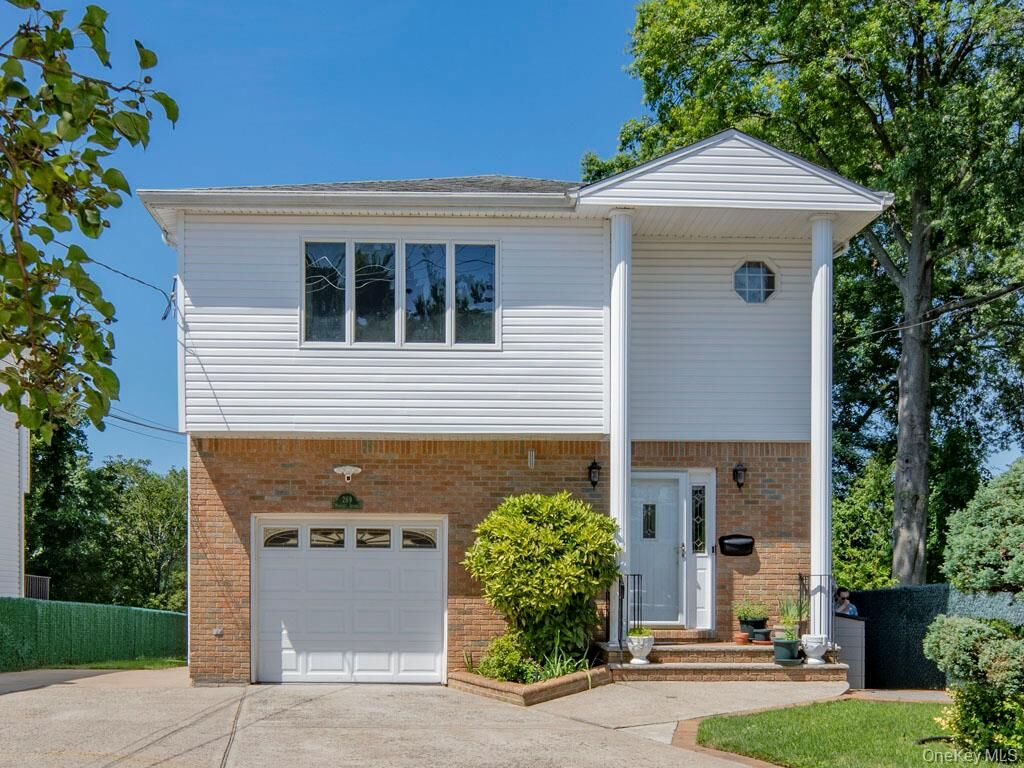 Property Photo:  269 Marcus Avenue  NY 11040 