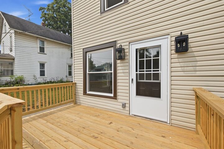 Property Photo:  516 Edgehill Ave  OH 44805 