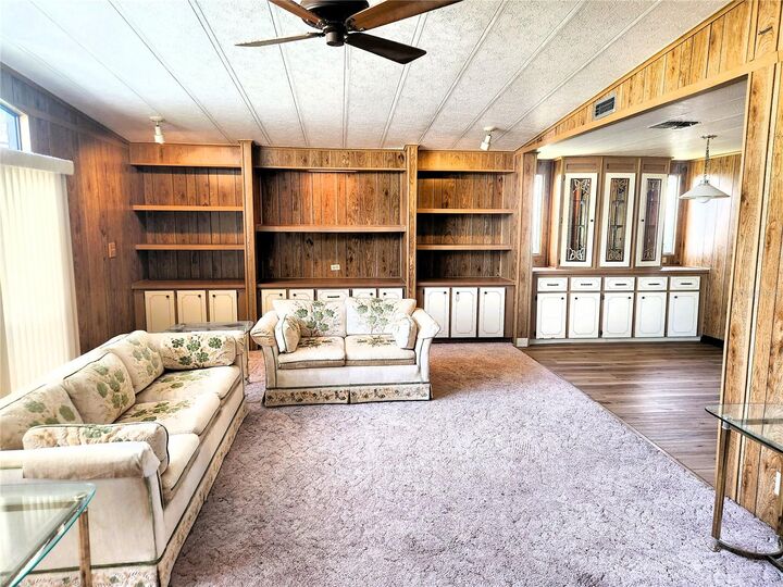 Property Photo: 151 Lazy River Road FL 34287