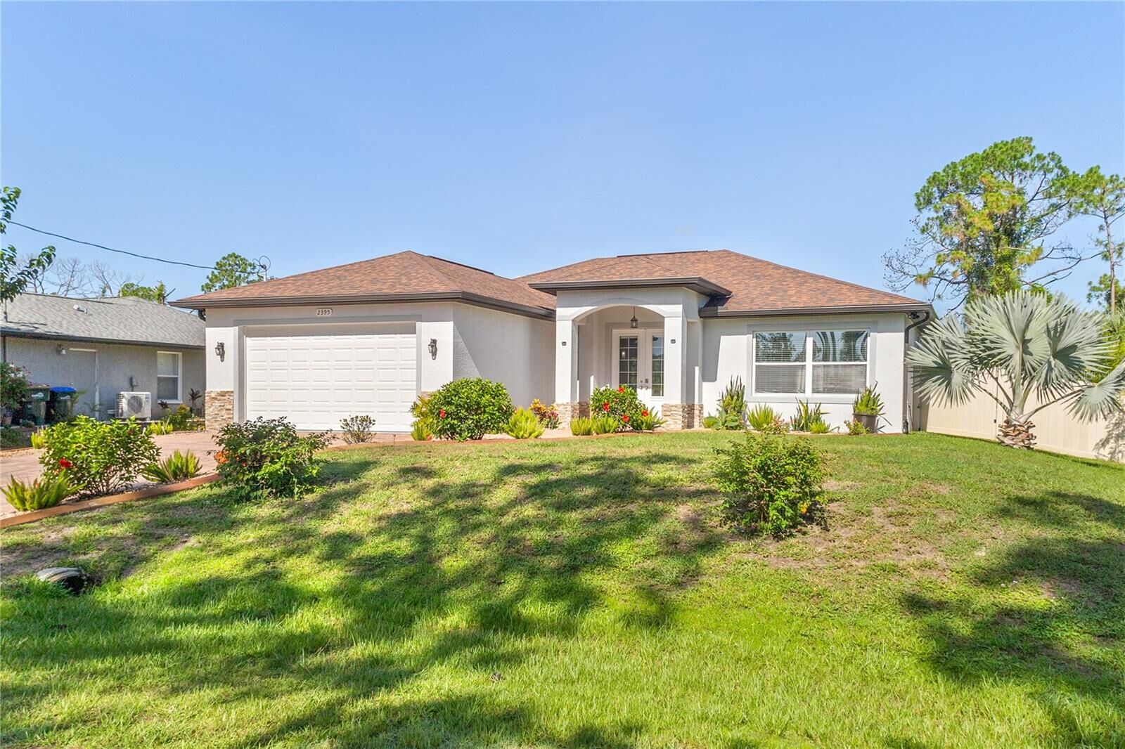 Property Photo: 2395 Ribble Street FL 34291