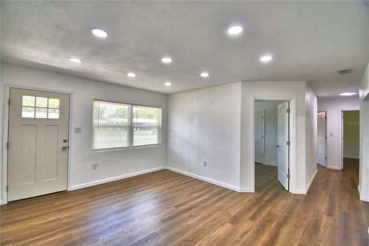 Property Photo: 109 2nd Jpv Street FL 33880