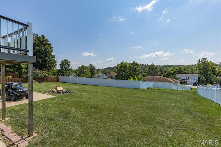 Property Photo:  2118 Prairie Glen Drive  MO 63048 