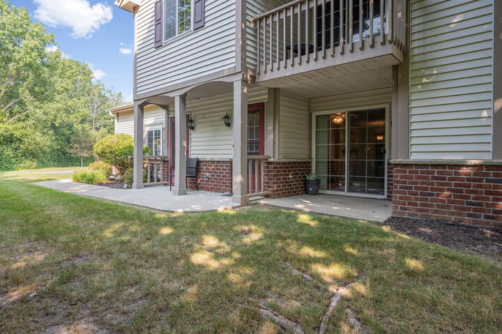 Property Photo: 590 Pewaukee Rd WI 53072