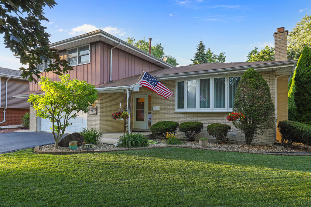 Property Photo:  7330 170th Place  IL 60477 