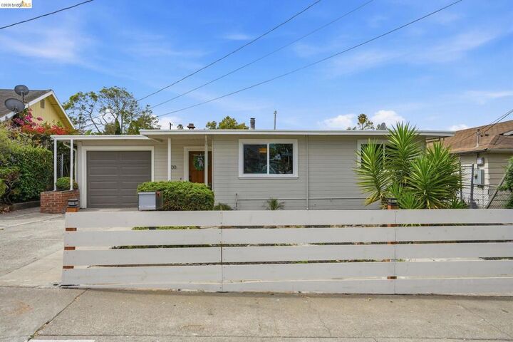 Property Photo:  800 Payne Dr  CA 94806 