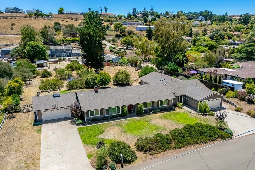 Property Photo:  351 Pablo Lane  CA 93444 