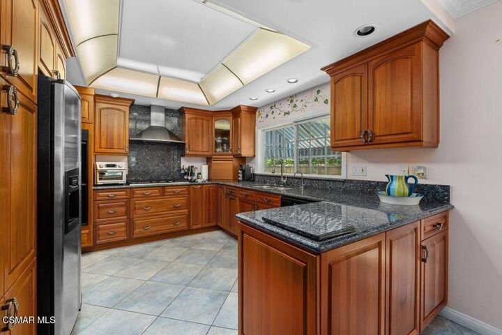 Property Photo:  17701 Corinthian Drive  CA 91316 