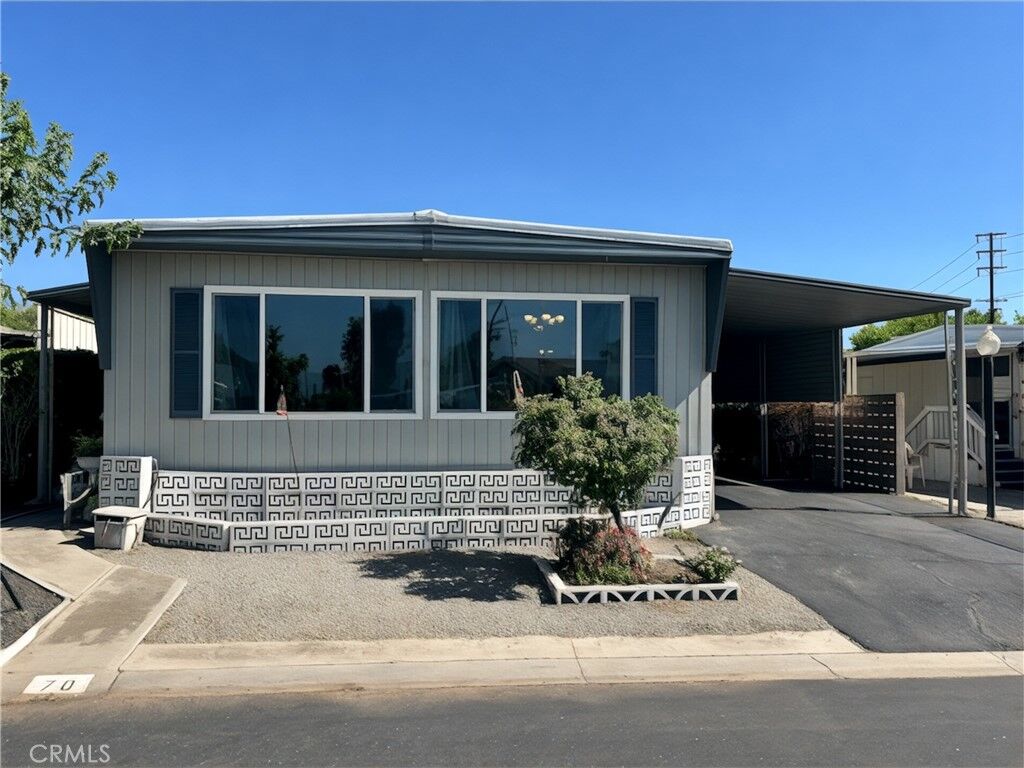 Property Photo:  450 Judson Street 70  CA 92374 
