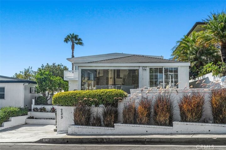 Property Photo: 233 Santa Ana CA 92663