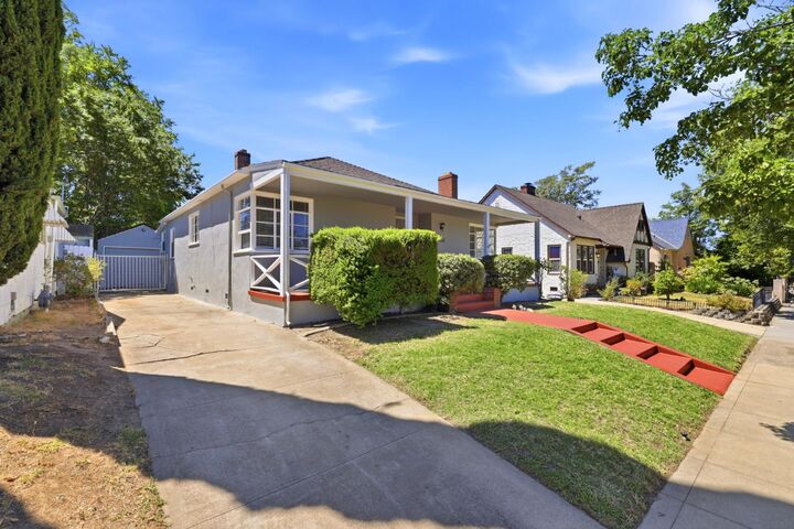 Property Photo:  4916 13th Avenue  CA 95820 