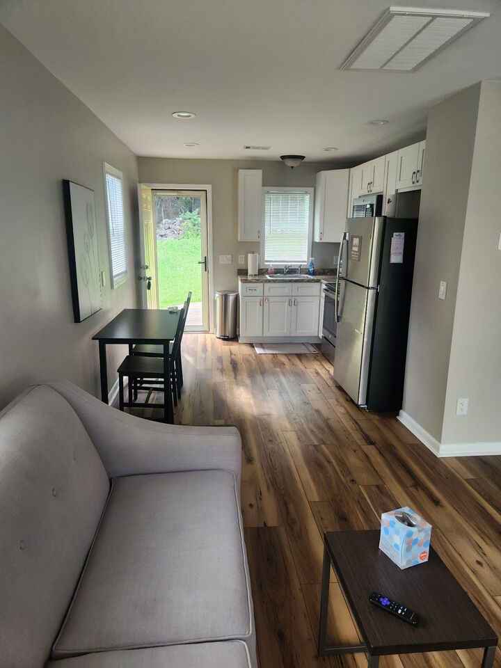 Property Photo:  413 Toney Rd  TN 37207 