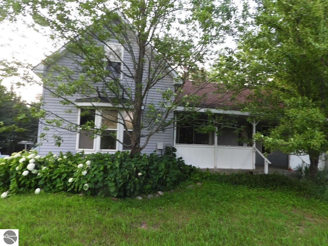 Property Photo:  7439 E 22 1/2 Road  MI 49663 