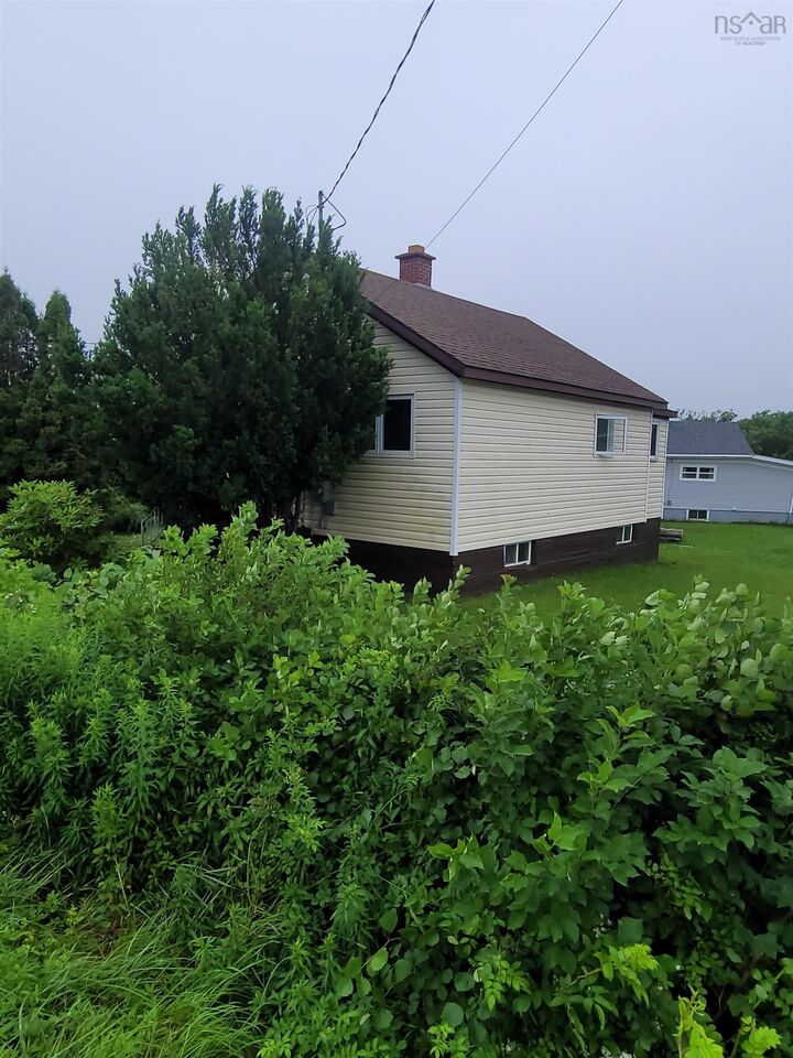 Property Photo:  2 Low Street  NS B1A 6K5 