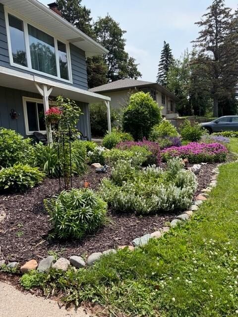 Property Photo: 2640 Noble Avenue N MN 55422
