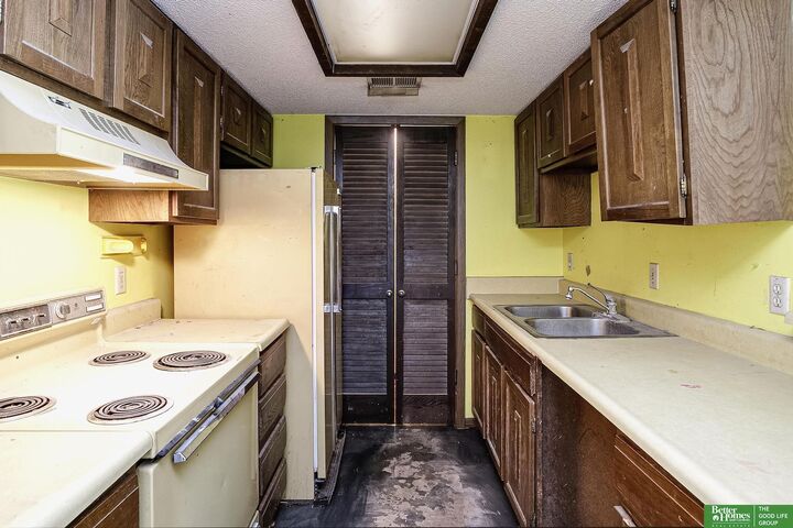 Property Photo:  9020 Gary Circle  NE 68138 