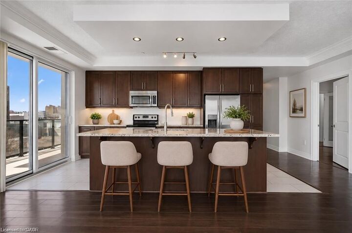 160 Macdonell Street 607 — photo 1