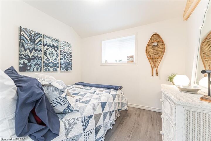 Property Photo: 9296 Beachwood Road ON L9Y 3Z1