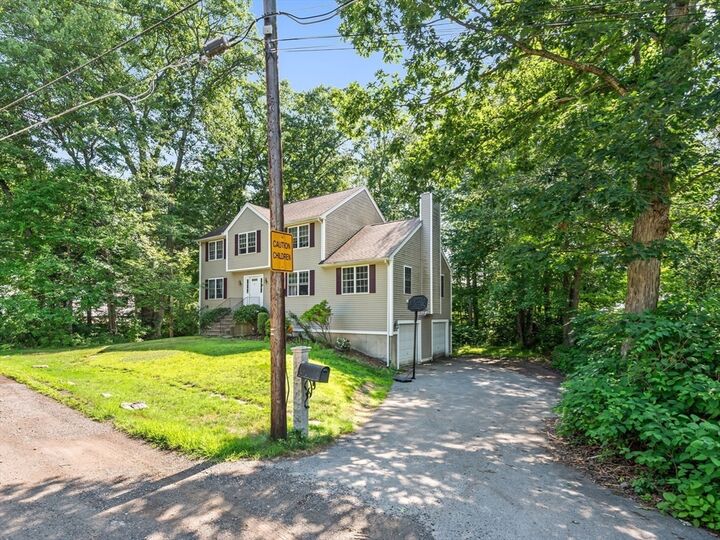 Property Photo:  4 Commonwealth Ave  MA 01501 