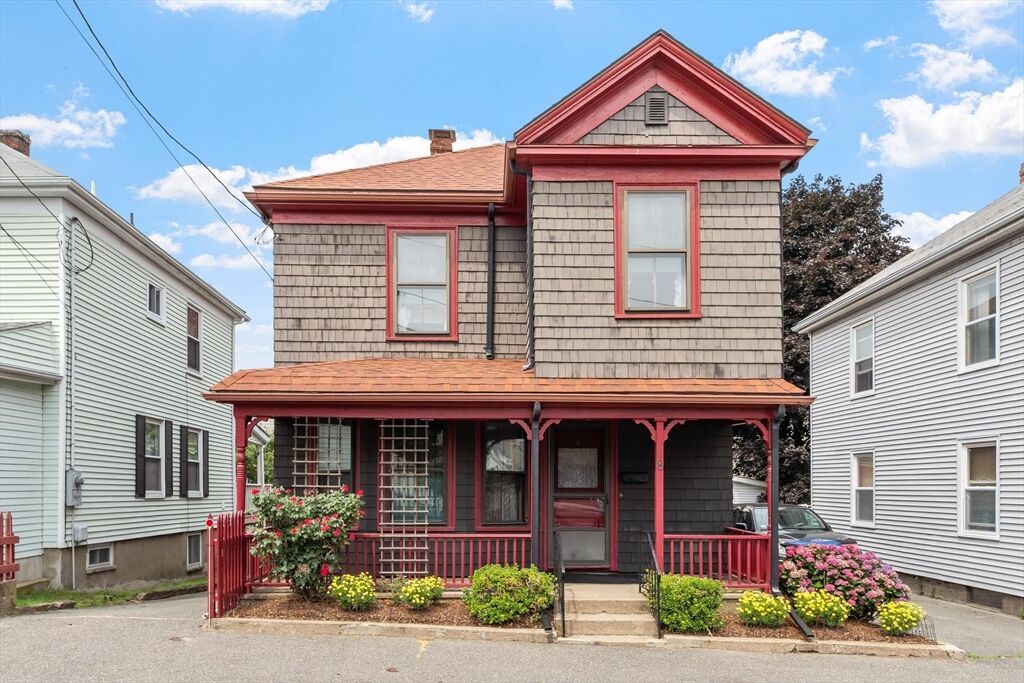 Property Photo:  8 Chase Street  MA 01915 