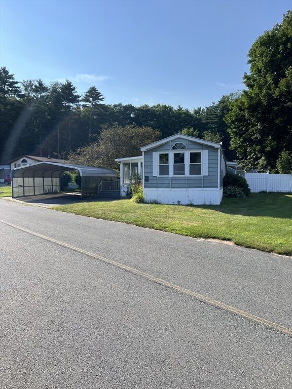 Property Photo:  224 Park Circle  MA 01566 