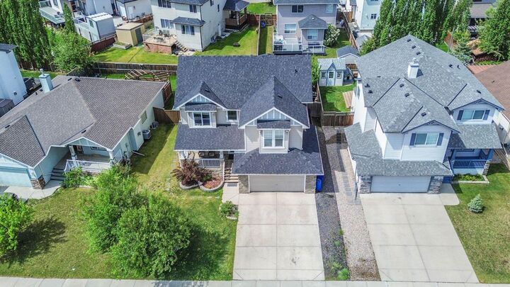 Property Photo: 172 West Creek Boulevard AB T1X 1L8