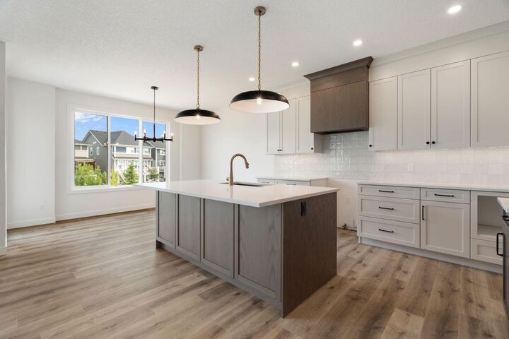 116 Sunrise Heath — photo 1