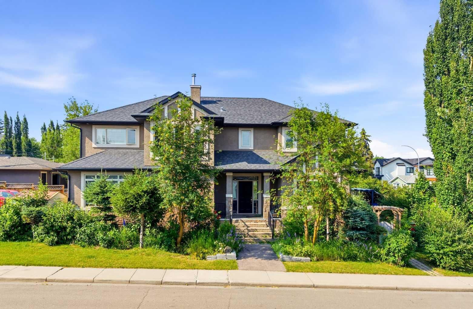 Property Photo: 2245 25 Street SW AB T3E 1X3