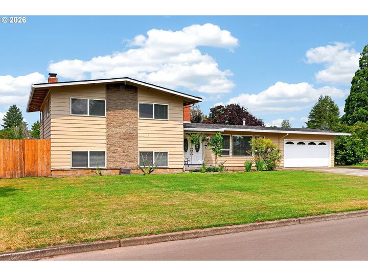 Property Photo: 755 NE Delsey Rd OR 97124