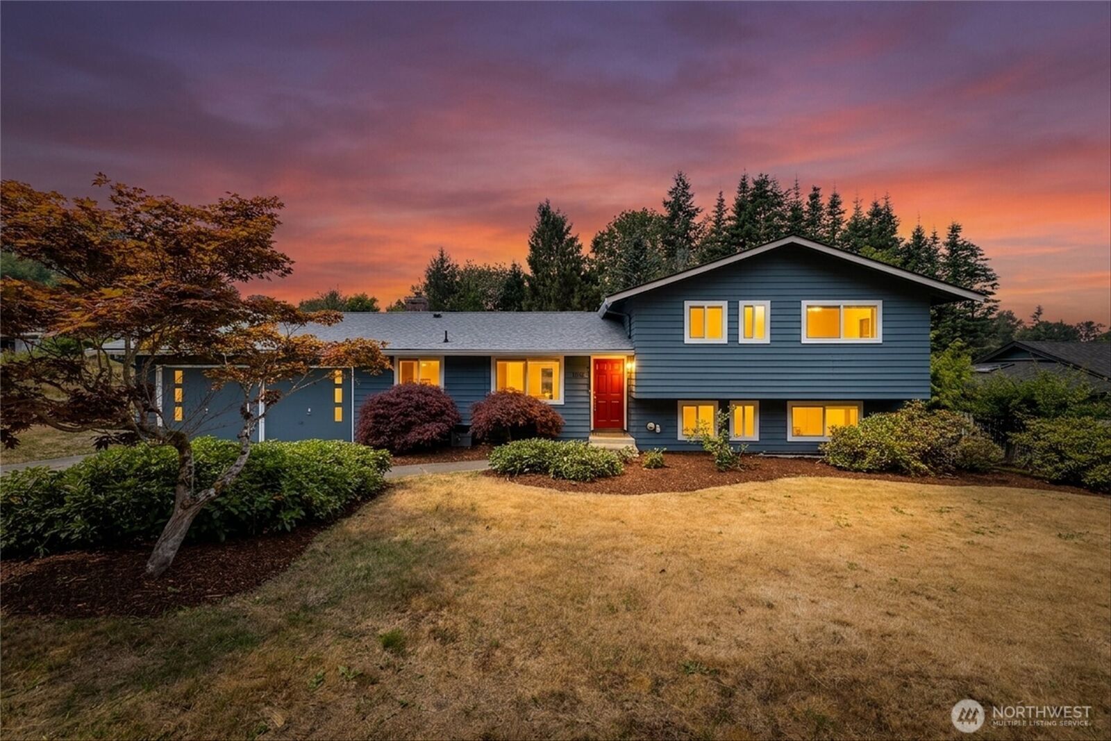 Property Photo: 1101 Raymond Street Unit A WA 98229