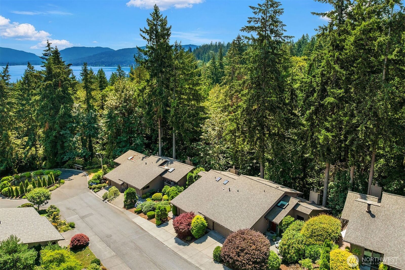 Property Photo:  15  168th Avenue NE  WA 98008 