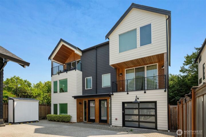 Property Photo: 8530 13th Avenue NW B WA 98117