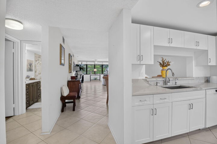 Property Photo: 15075 Witney Road 212 FL 33484