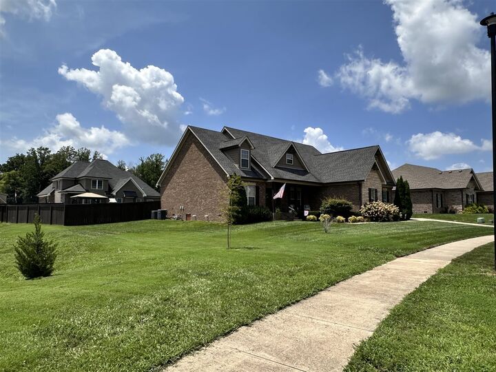 Property Photo: 353 Old Post Drive KY 42122