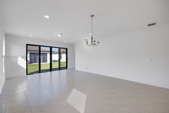 Property Photo: 5574 Cassidy Lane FL 34142