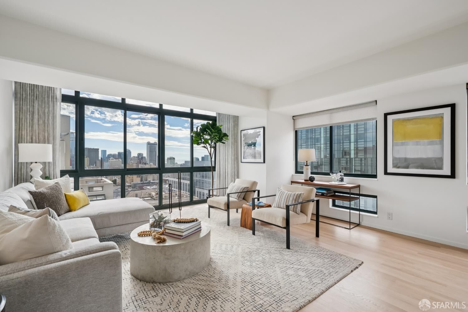 Property Photo:  1 Daniel Burnham Court 912  CA 94109 