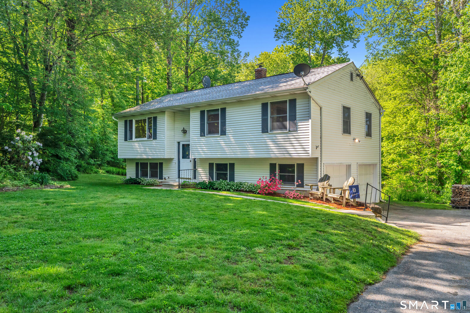 Property Photo:  797 Middletown Road  CT 06415 
